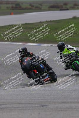 media/Nov-30-2025-TrackDaz (Sun) [[d8b22663df]]/A Group/Session 3 (Off Ramp)/